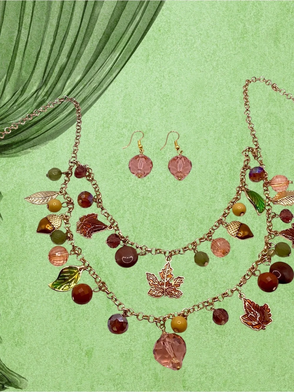 GOLD TONE DOUBLE STRAND Leaf &Acorn Necklace Set EarthTone Faceted Crystal Beads